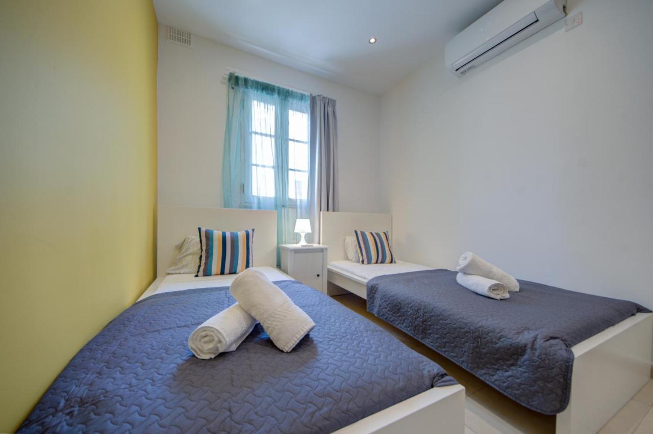 Azure Haven - Gzira Apartments And Penthouse By Shortletsmalta 외부 사진