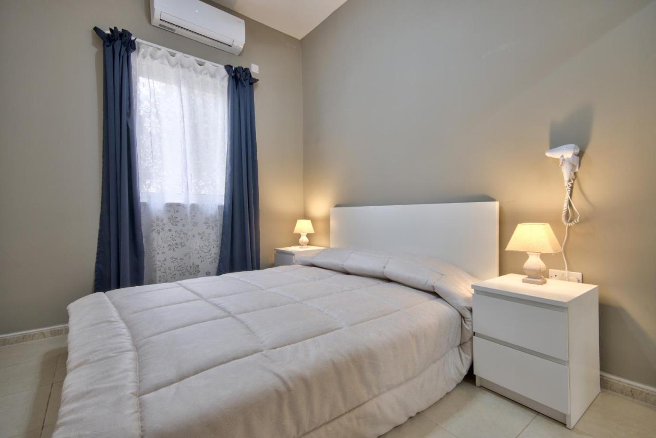 Azure Haven - Gzira Apartments And Penthouse By Shortletsmalta 외부 사진