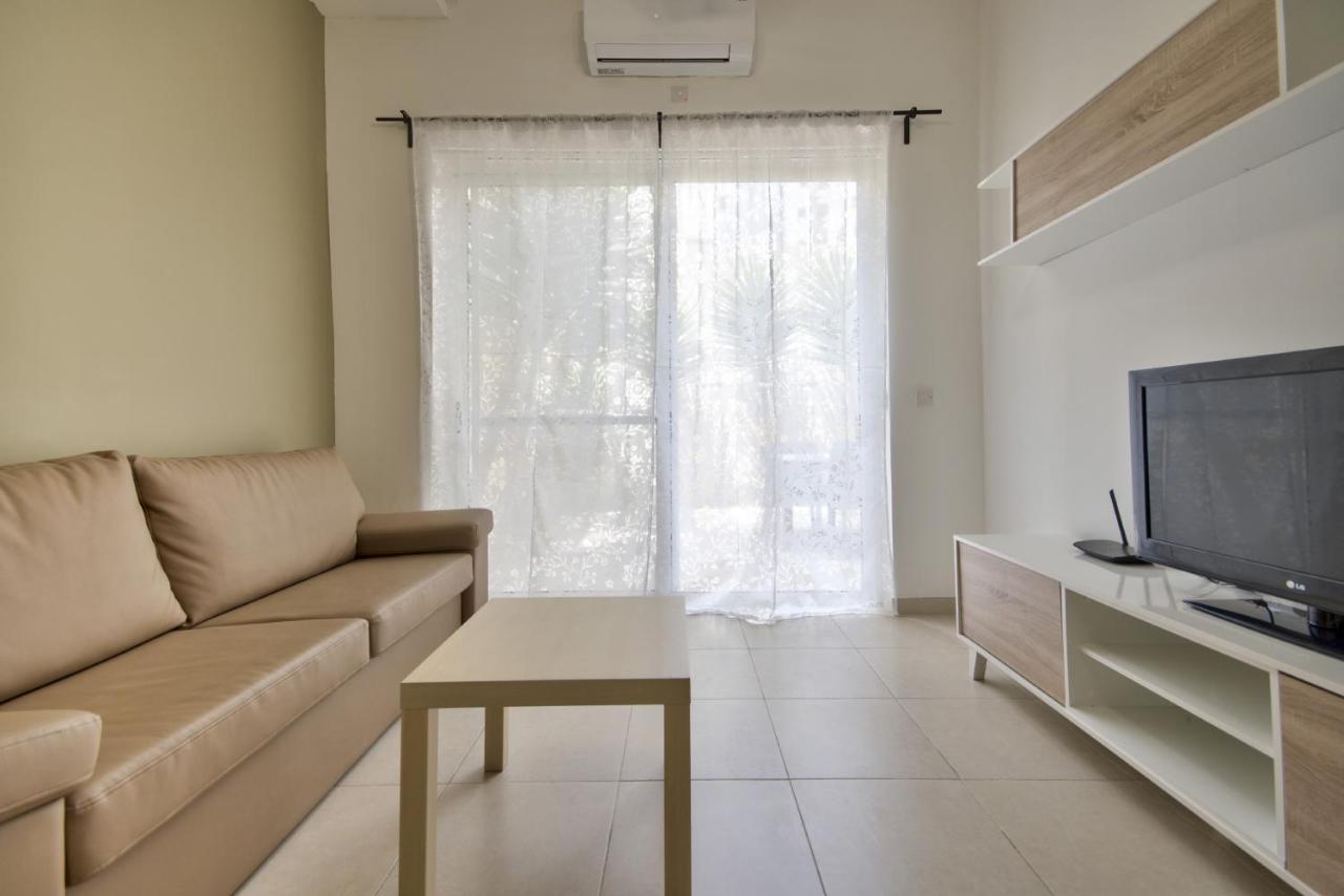 Azure Haven - Gzira Apartments And Penthouse By Shortletsmalta 외부 사진